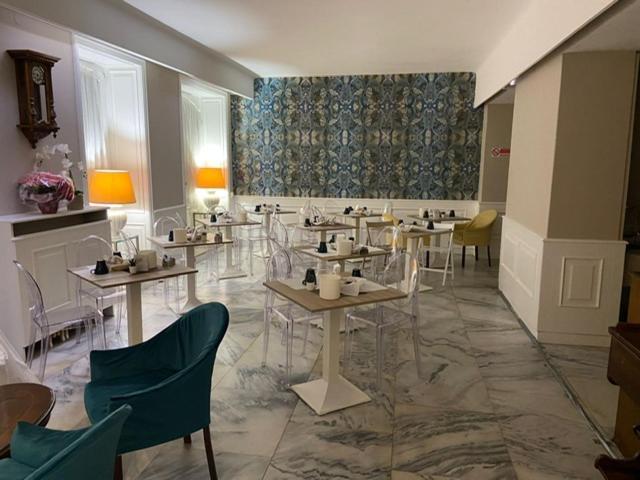Hotel Bristol Trieszt Kültér fotó