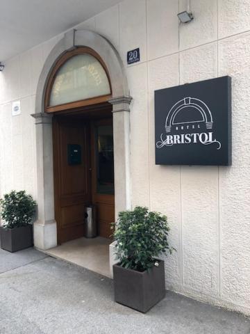 Hotel Bristol Trieszt Kültér fotó